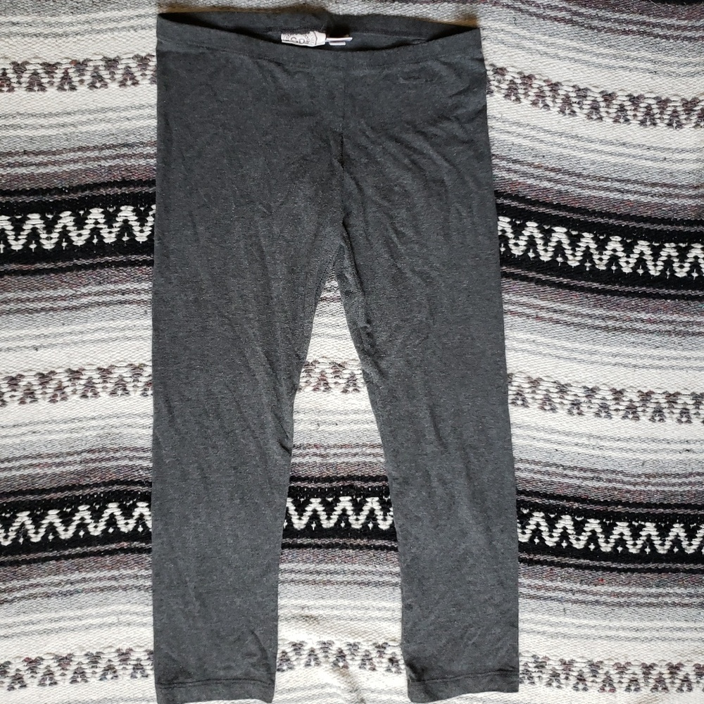 SO size medium leggings